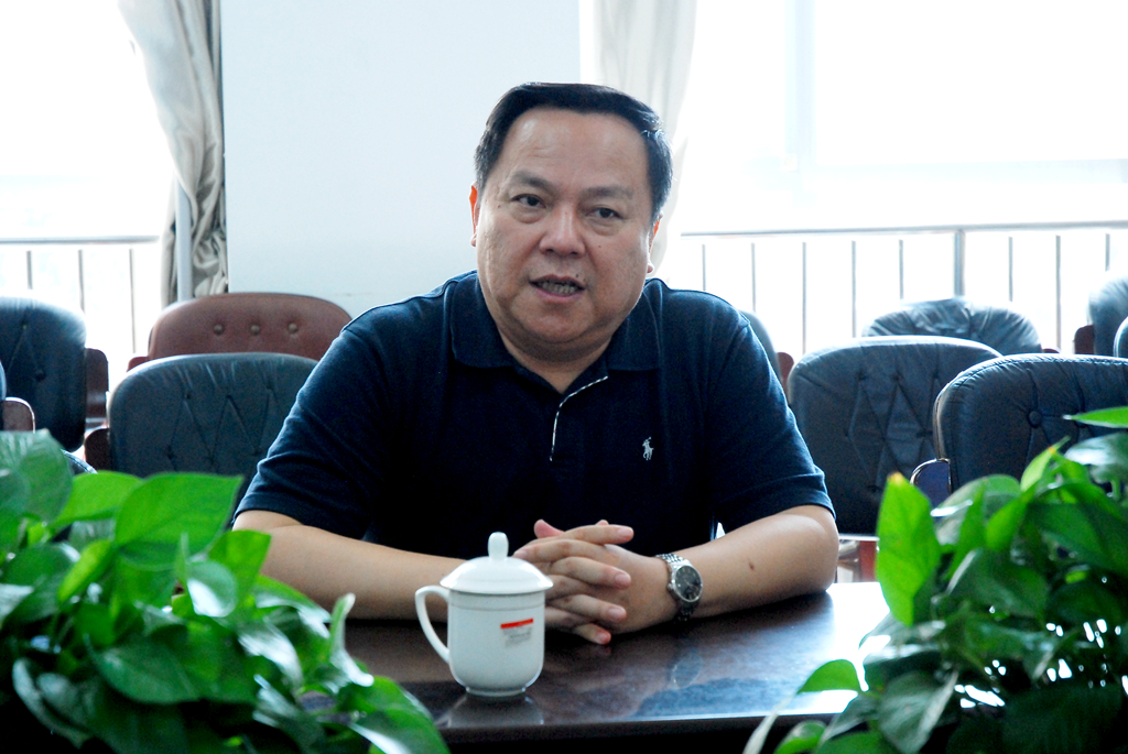 校党委书记车滨到经济管理学院走访调研-德州学院经济管理学院